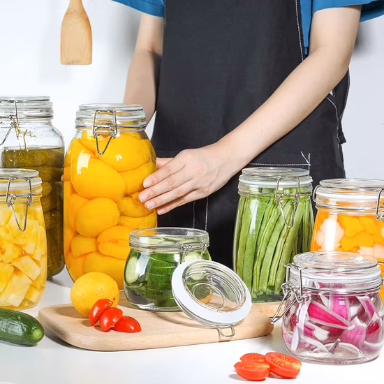 Оптовая торговля пищевого качества небольшая красочная пластиковая банка для хранения таблеток PLA с индивидуальным логотипом